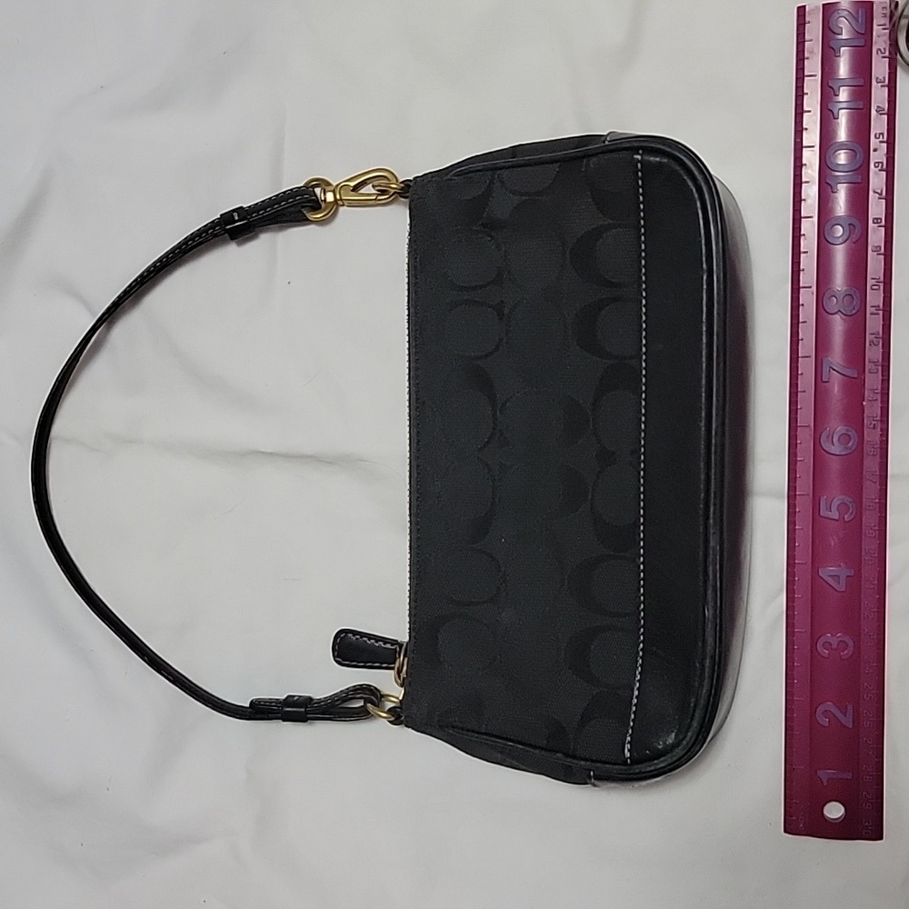Coach shoulder bag.